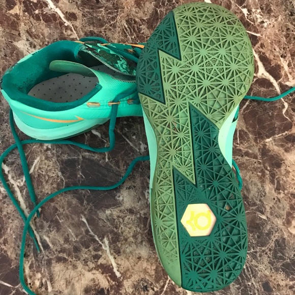 Kevin Durant’s KD Easter 6 - Picture 5 of 9